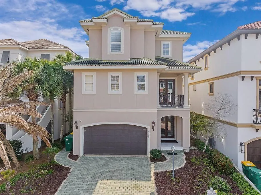 Gulf Views 6 Bedroom Elevator Community Pool Destin 0*,