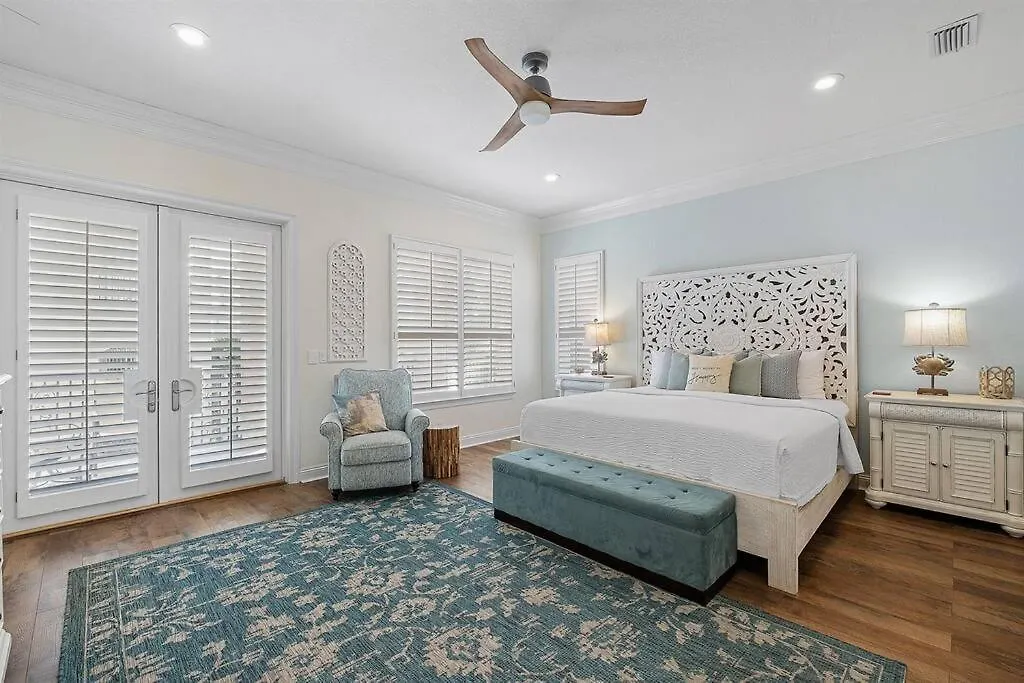Gulf Views 6 Bedroom Elevator Community Pool Destin